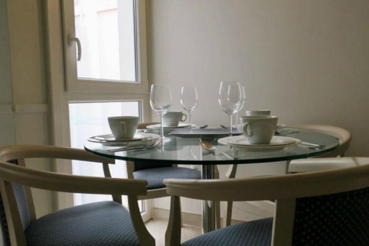 Apartamento Isla De Arriaran Málaga Buitenkant foto